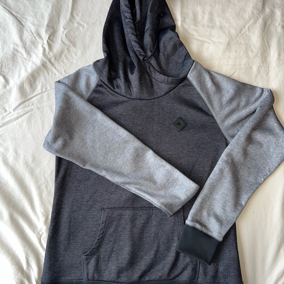 Burton Hoodie - Picture 2 of 7